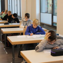 Köpfchen statt Taschenrechner – Mathematikolympiade am GM