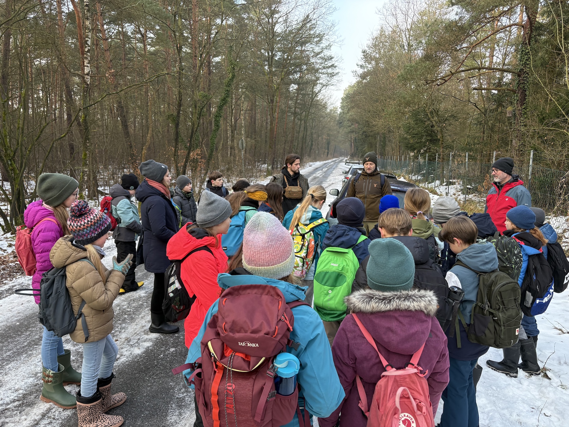 Schulklassen engagieren sich im Moor für Klima- und Naturschutz