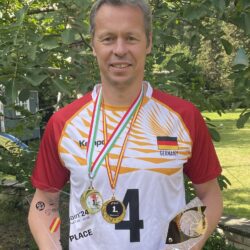 GM hat Welt- und Europameister im Volleyball der Senioren